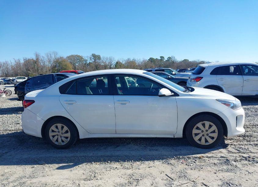 Photo 13 of 2018 Kia Rio S (VIN 3KPA24AB0JE060570)