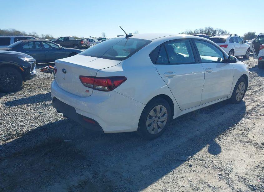 Photo 4 of 2018 Kia Rio S (VIN 3KPA24AB0JE060570)