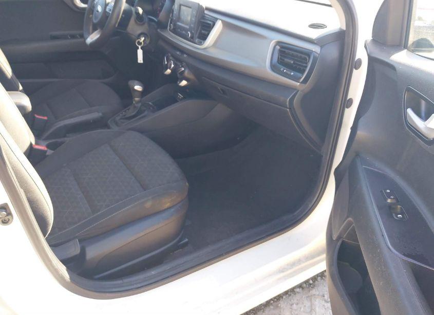 Photo 5 of 2018 Kia Rio S (VIN 3KPA24AB0JE060570)