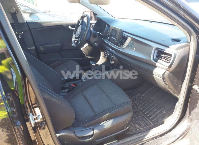 Photo 5 of 2018 Kia Rio LX (VIN 3KPA24AB0JE066367)