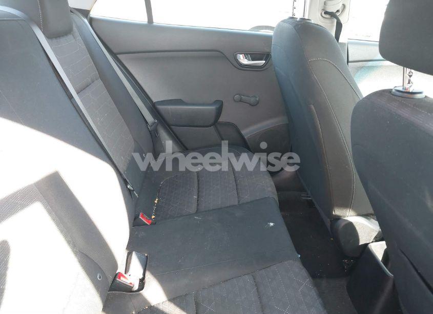 Photo 8 of 2018 Kia Rio LX (VIN 3KPA24AB0JE066756)