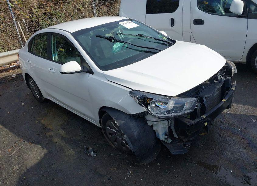 2019 Kia Rio S (VIN 3KPA24AB0KE182332) main photo