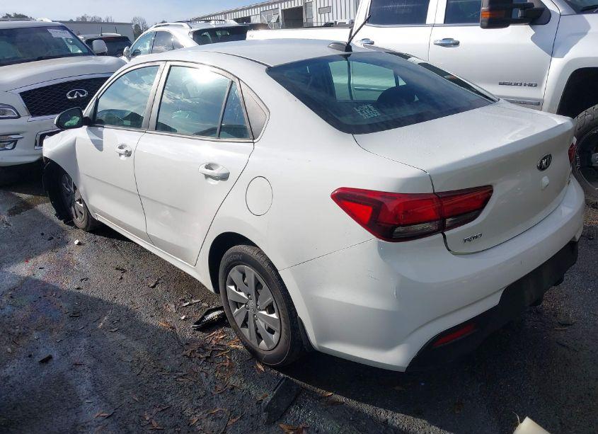 Photo 3 of 2019 Kia Rio S (VIN 3KPA24AB0KE182332)