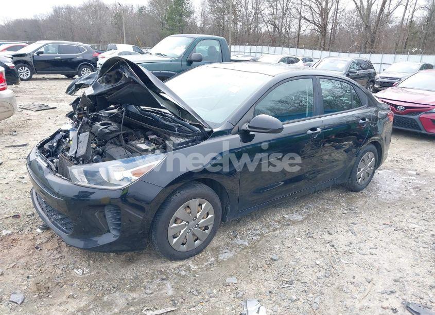 Photo 2 of 2019 Kia Rio S (VIN 3KPA24AB0KE188874)