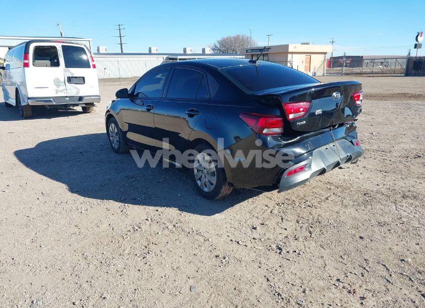 Photo 3 of 2019 Kia Rio S (VIN 3KPA24AB0KE214115)