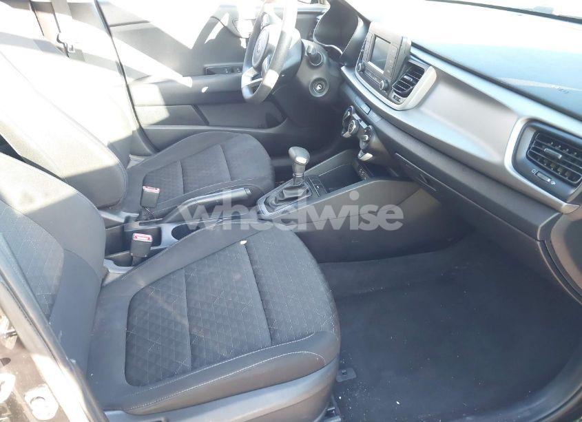 Photo 5 of 2019 Kia Rio LX (VIN 3KPA24AB0KE229925)