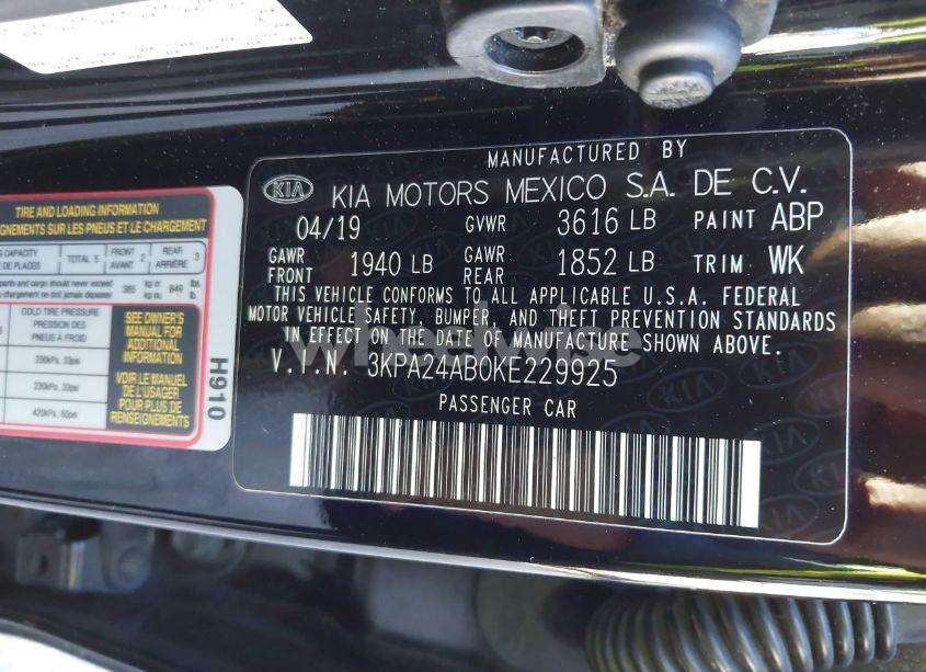 Photo 9 of 2019 Kia Rio LX (VIN 3KPA24AB0KE229925)