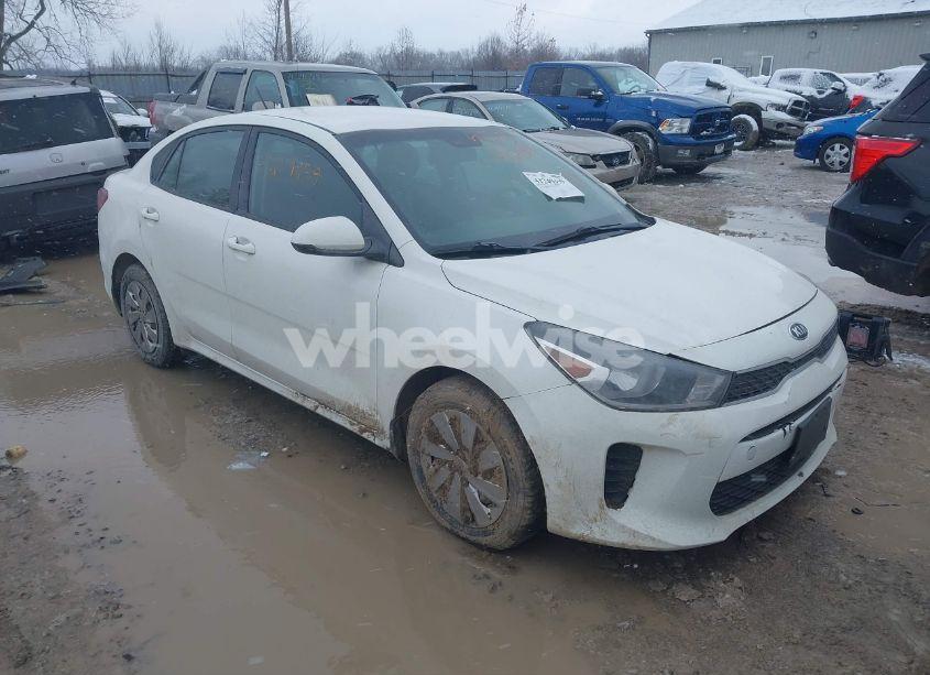 2018 Kia Rio S (VIN 3KPA24AB1JE055006) main photo