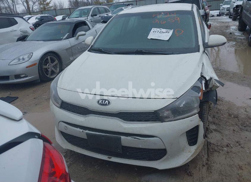 Photo 12 of 2018 Kia Rio S (VIN 3KPA24AB1JE055006)