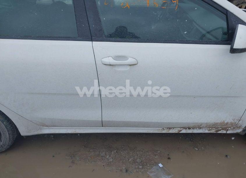 Photo 13 of 2018 Kia Rio S (VIN 3KPA24AB1JE055006)