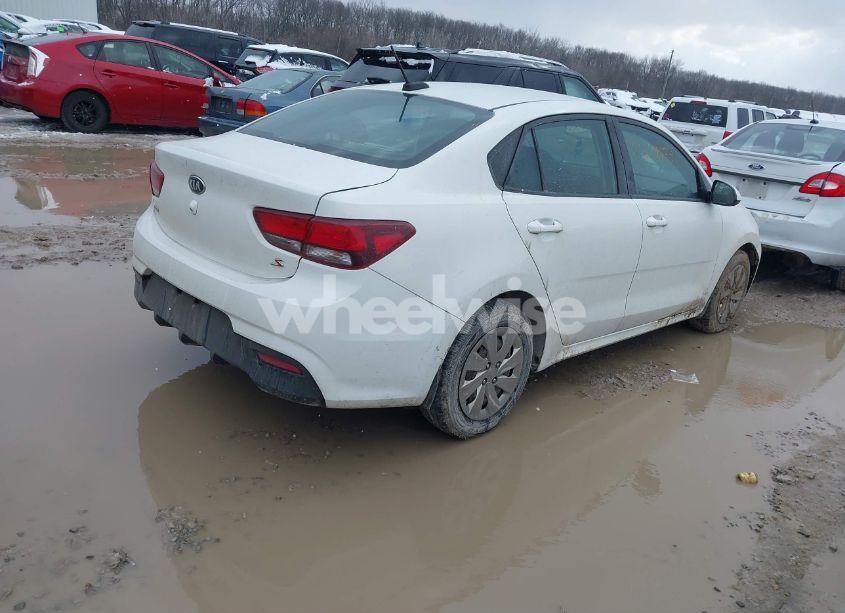 Photo 4 of 2018 Kia Rio S (VIN 3KPA24AB1JE055006)