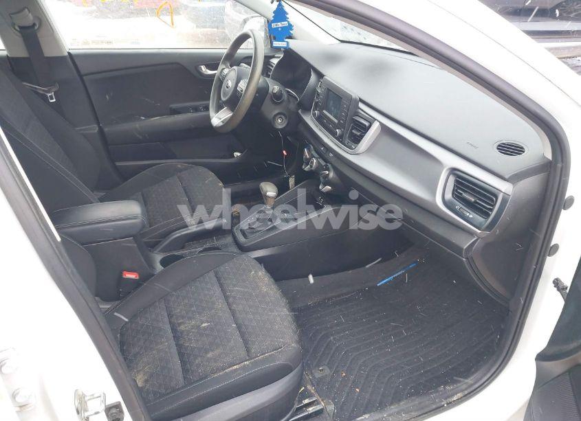 Photo 5 of 2018 Kia Rio S (VIN 3KPA24AB1JE055006)