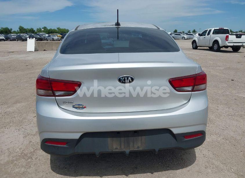 Photo 16 of 2018 Kia Rio LX (VIN 3KPA24AB1JE070671)