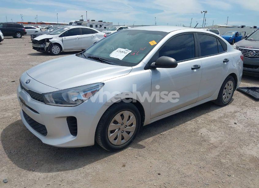 Photo 2 of 2018 Kia Rio LX (VIN 3KPA24AB1JE070671)