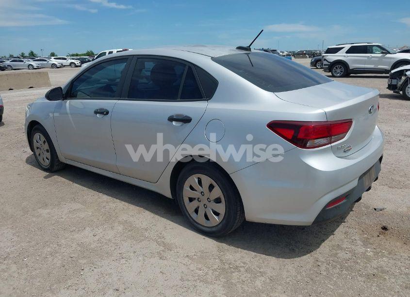 Photo 3 of 2018 Kia Rio LX (VIN 3KPA24AB1JE070671)