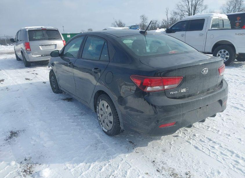 Photo 3 of 2018 Kia Rio LX (VIN 3KPA24AB1JE080309)