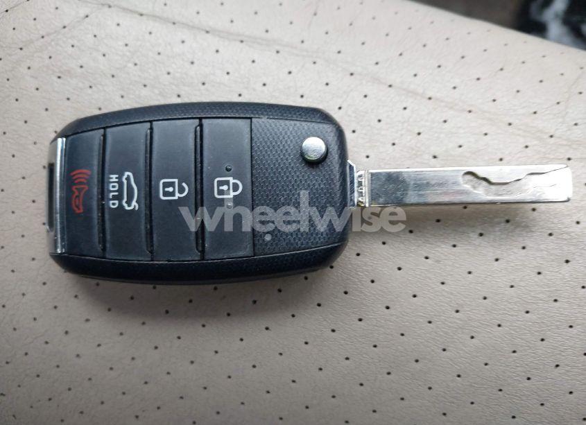 Photo 11 of 2019 Kia Rio S (VIN 3KPA24AB1KE201406)