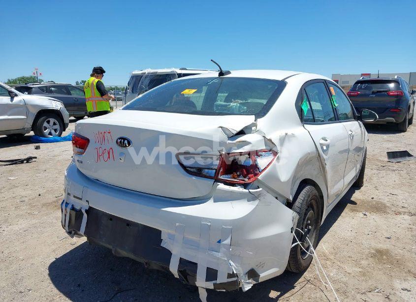 Photo 4 of 2019 Kia Rio LX (VIN 3KPA24AB1KE211207)