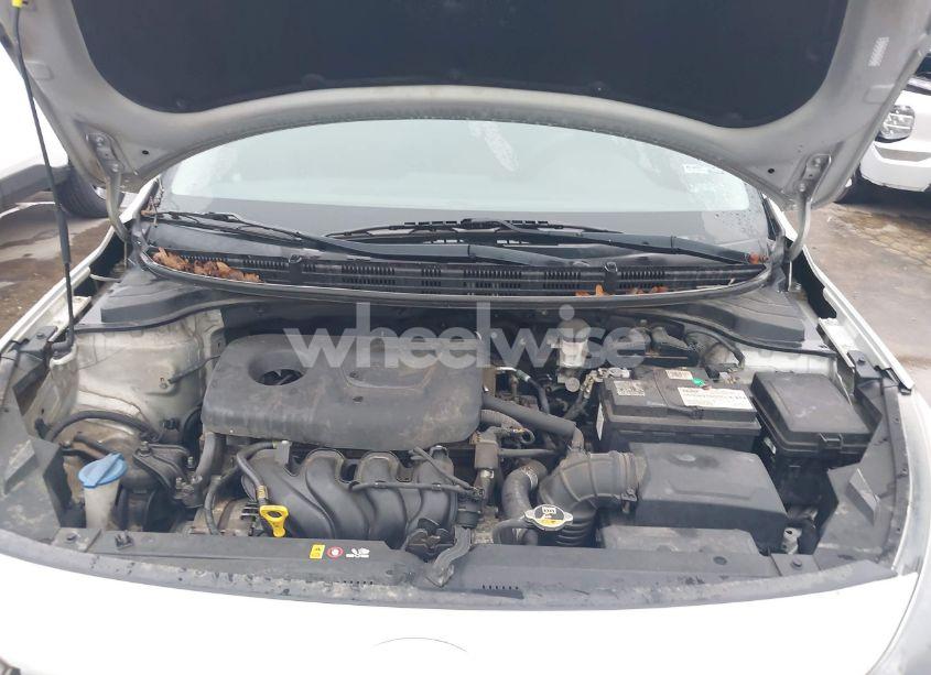 Photo 10 of 2019 Kia Rio S (VIN 3KPA24AB1KE213894)