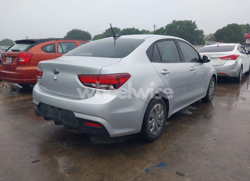 Photo 4 of 2019 Kia Rio S (VIN 3KPA24AB1KE213894)