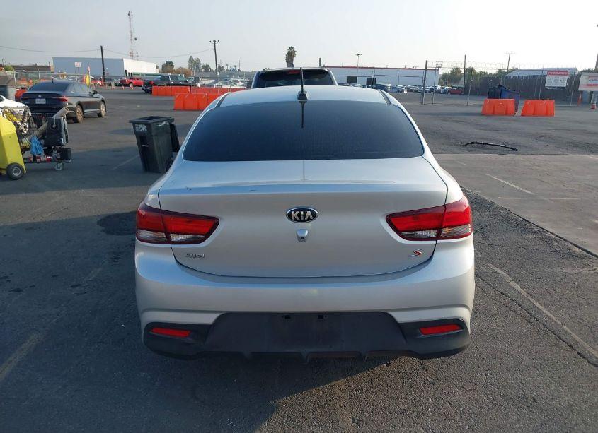 Photo 16 of 2019 Kia Rio S (VIN 3KPA24AB1KE215502)