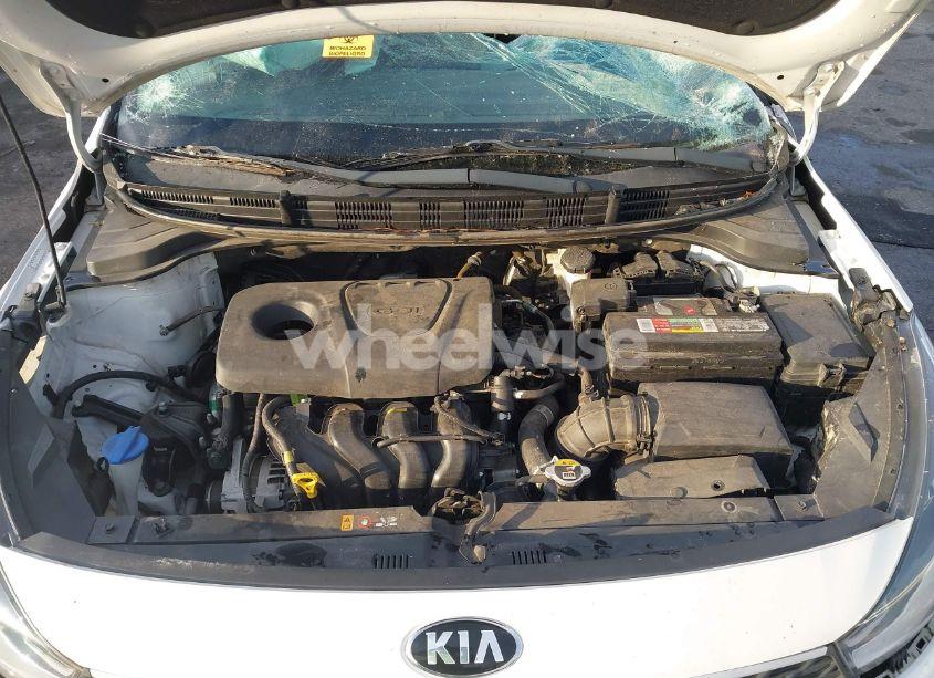Photo 10 of 2019 Kia Rio S (VIN 3KPA24AB1KE242232)