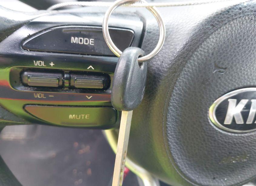 Photo 11 of 2018 Kia Rio LX (VIN 3KPA24AB2JE054480)