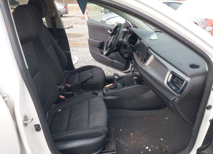 Photo 5 of 2018 Kia Rio LX (VIN 3KPA24AB2JE054480)