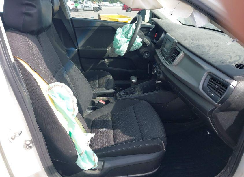 Photo 5 of 2018 Kia Rio LX (VIN 3KPA24AB2JE065866)