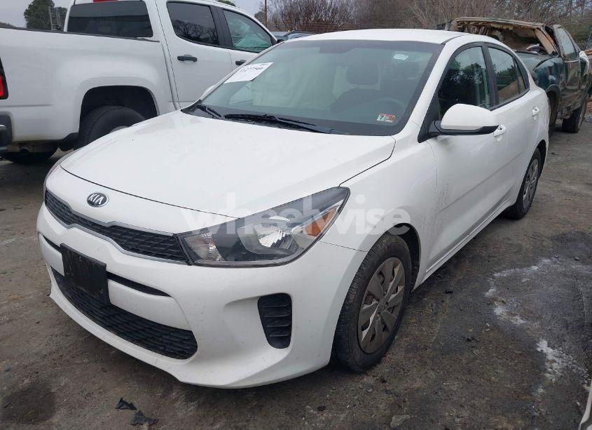 Photo 2 of 2018 Kia Rio S (VIN 3KPA24AB2JE097720)