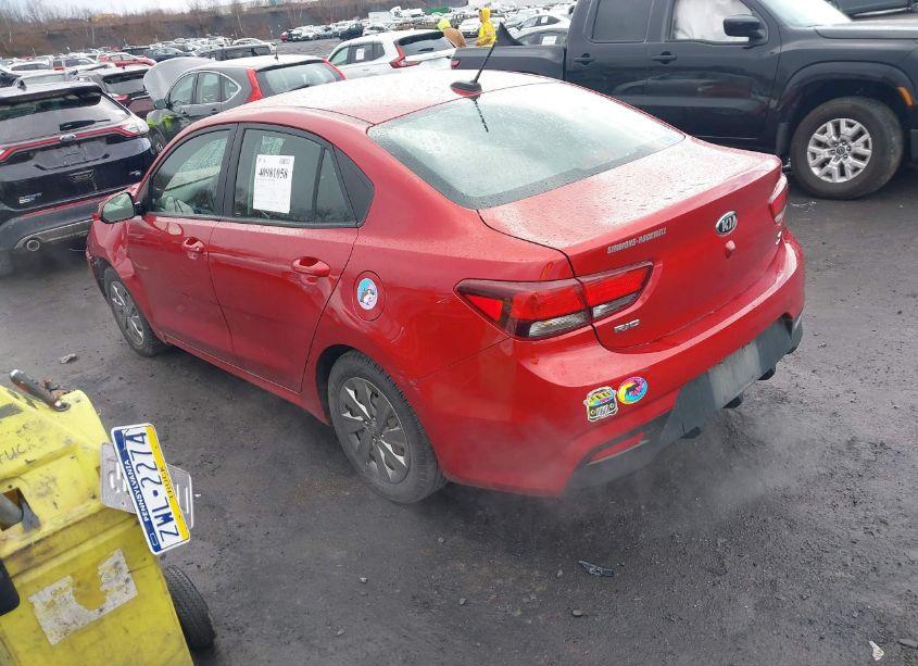 Photo 3 of 2019 Kia Rio S (VIN 3KPA24AB2KE165998)
