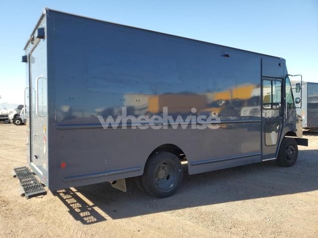 2021 FREIGHTLINER CHASSIS M LINE WALK-IN VAN (VIN 3KPA24AB2KE206968) main photo