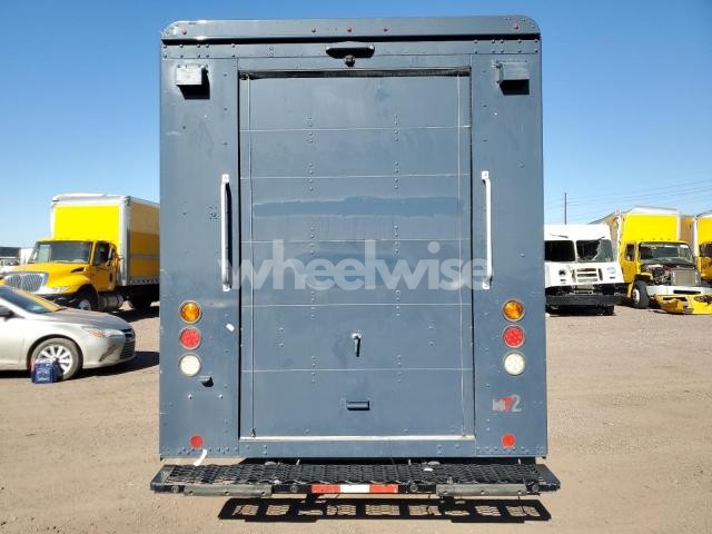 Photo 3 of 2021 FREIGHTLINER CHASSIS M LINE WALK-IN VAN (VIN 3KPA24AB2KE206968)