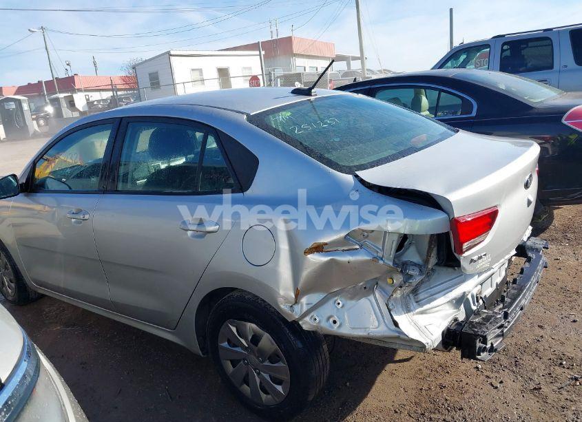 Photo 14 of 2019 Kia Rio S (VIN 3KPA24AB2KE251537)