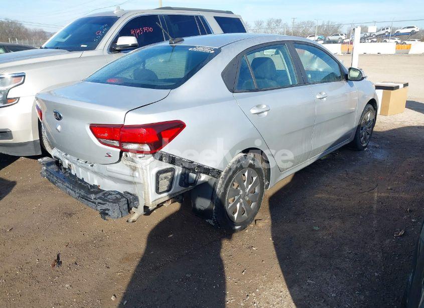 Photo 4 of 2019 Kia Rio S (VIN 3KPA24AB2KE251537)