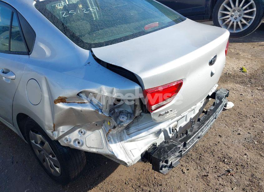 Photo 6 of 2019 Kia Rio S (VIN 3KPA24AB2KE251537)