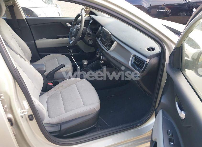 Photo 5 of 2018 Kia Rio S (VIN 3KPA24AB3JE118431)