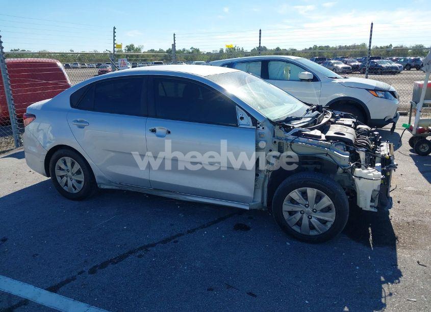 Photo 14 of 2019 Kia Rio S (VIN 3KPA24AB3KE241292)