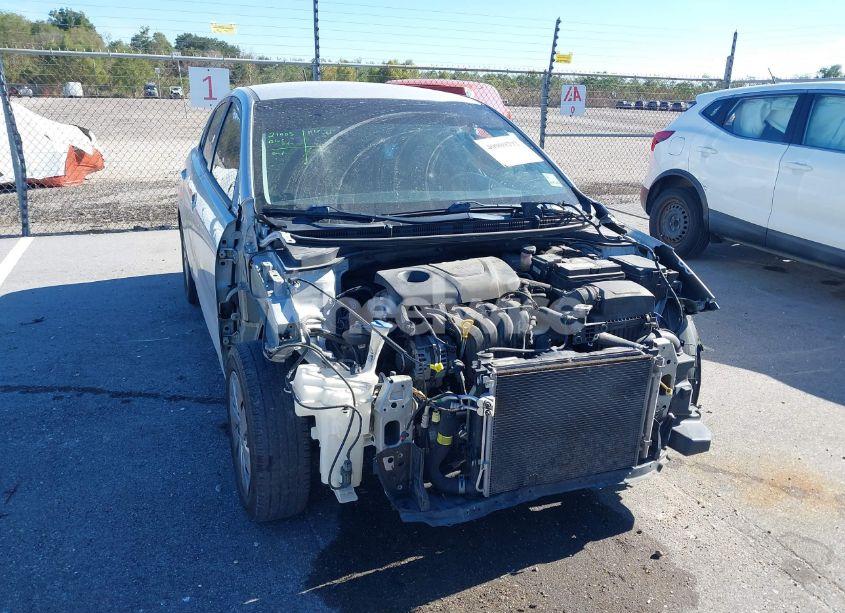 Photo 6 of 2019 Kia Rio S (VIN 3KPA24AB3KE241292)