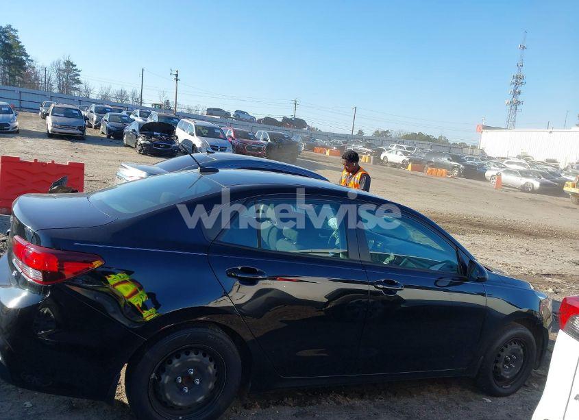 Photo 13 of 2018 Kia Rio S (VIN 3KPA24AB4JE145699)