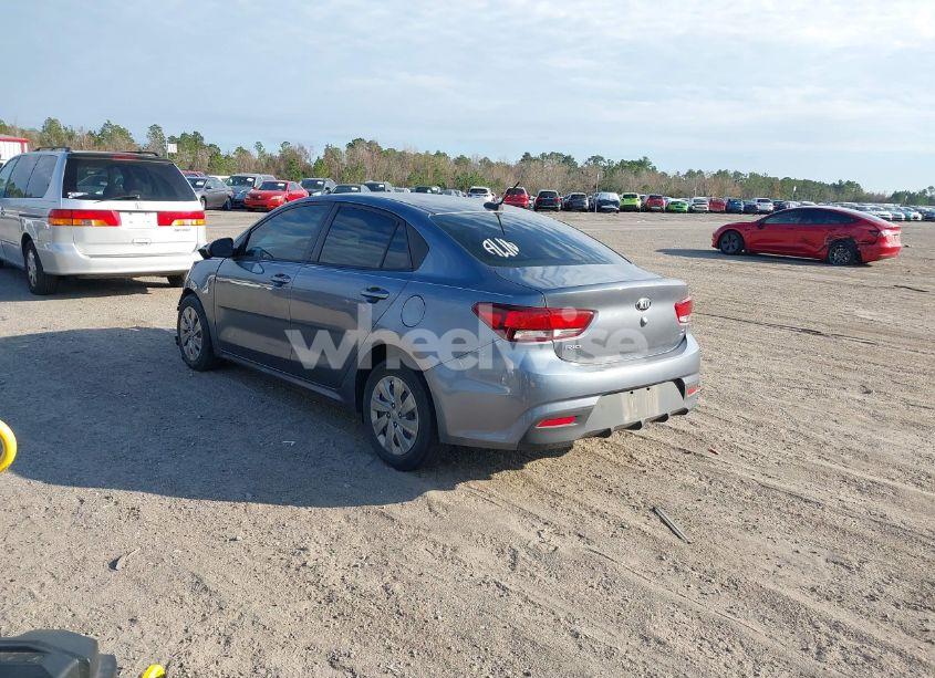 Photo 3 of 2019 Kia Rio S (VIN 3KPA24AB4KE171432)