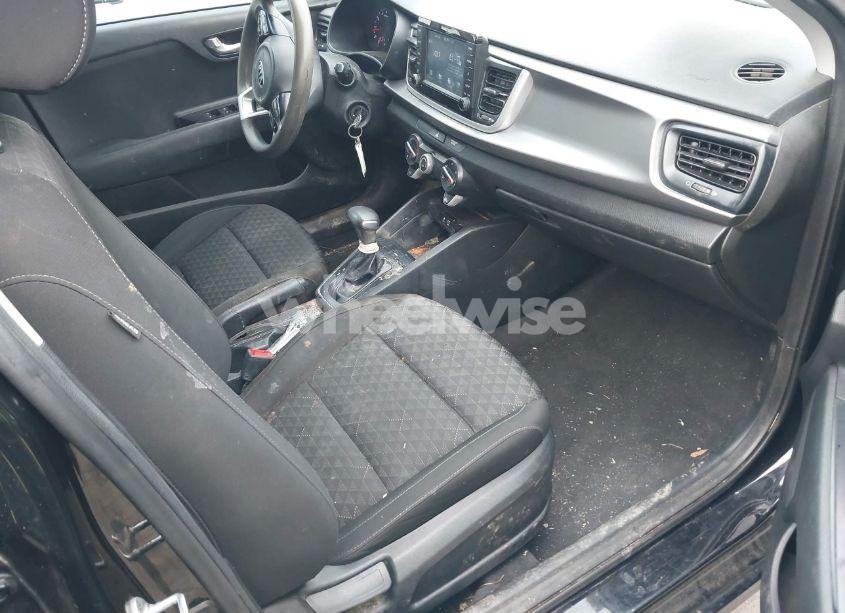 Photo 5 of 2019 Kia Rio S (VIN 3KPA24AB4KE209094)