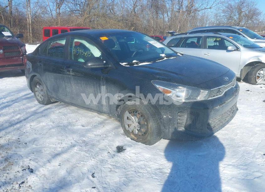 2018 Kia Rio S (VIN 3KPA24AB5JE066297) main photo