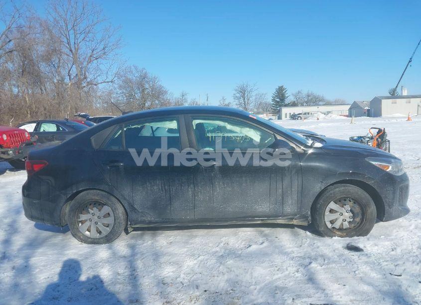 Photo 13 of 2018 Kia Rio S (VIN 3KPA24AB5JE066297)