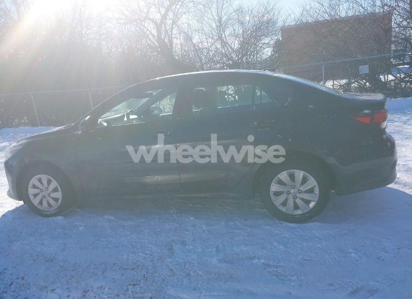 Photo 14 of 2018 Kia Rio S (VIN 3KPA24AB5JE066297)