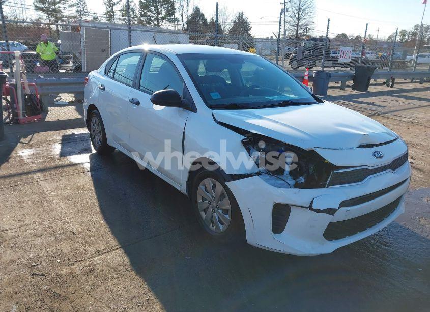 2018 Kia Rio LX (VIN 3KPA24AB5JE073069) main photo