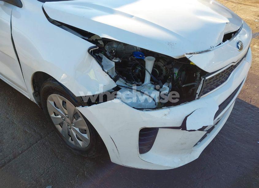 Photo 6 of 2018 Kia Rio LX (VIN 3KPA24AB5JE073069)