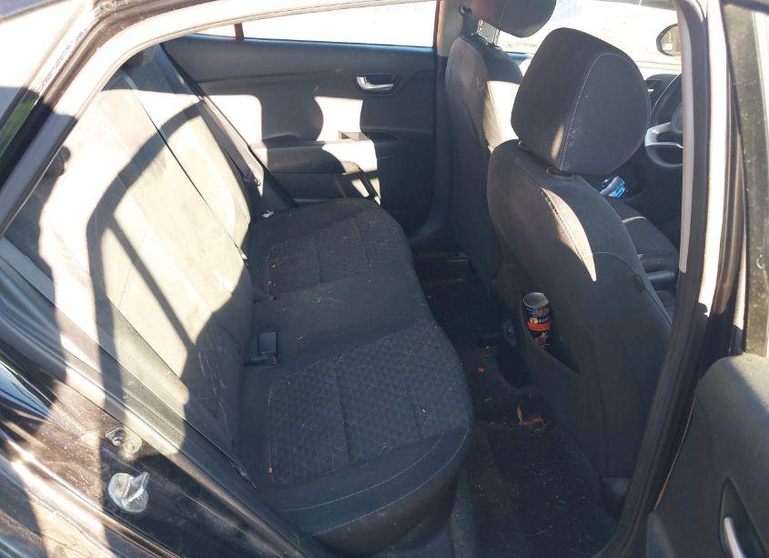 Photo 8 of 2018 Kia Rio S (VIN 3KPA24AB5JE097923)