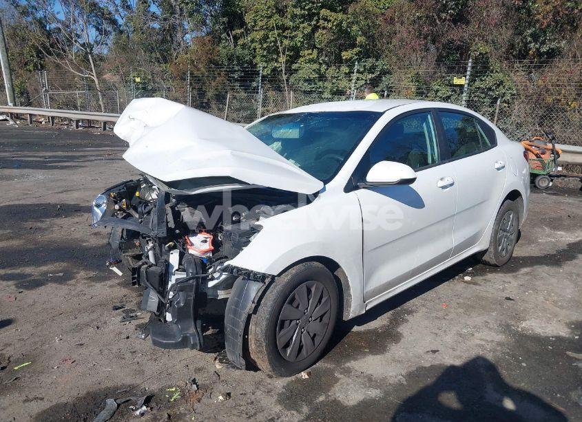 Photo 2 of 2019 Kia Rio S (VIN 3KPA24AB5KE197148)