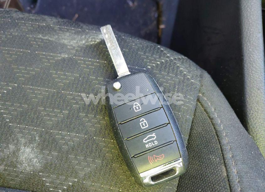 Photo 11 of 2019 Kia Rio S (VIN 3KPA24AB5KE201778)